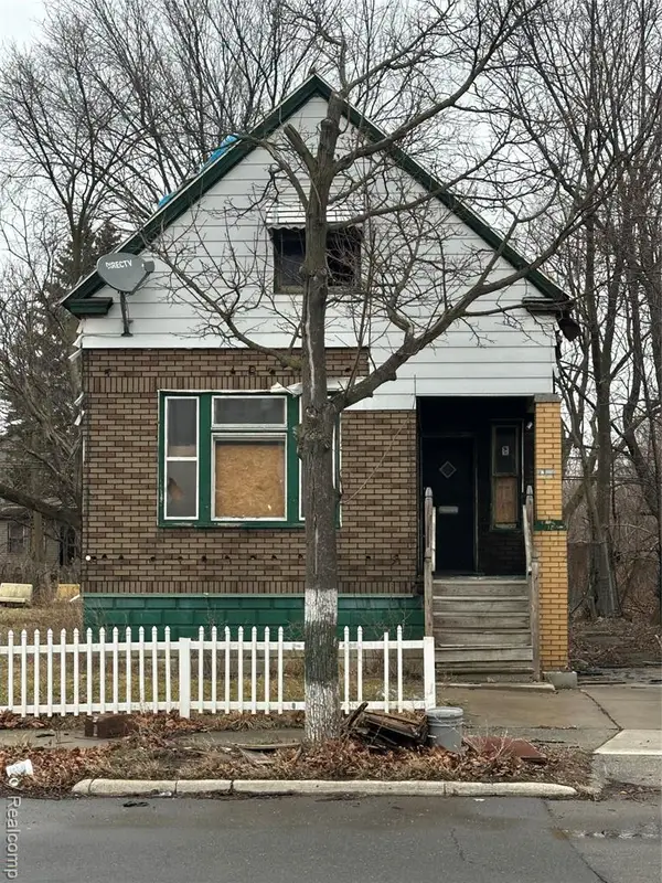 5659 Frontenac, Detroit, MI 48211