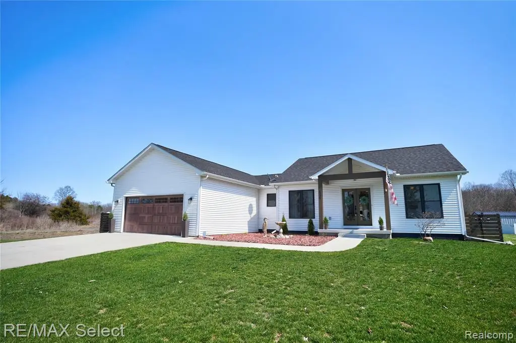 8235 Linden, Mundy, MI 48473 - #1