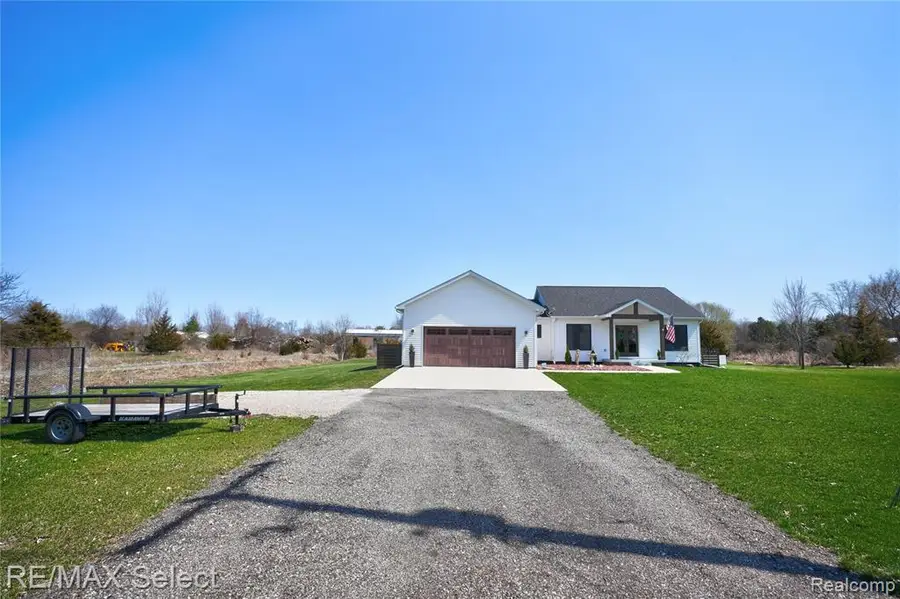8235 Linden, Mundy, MI 48473 - #2