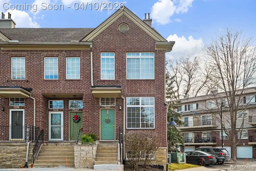 1456 Silverbrook Ridge, Walled Lake, MI 48390 - #2