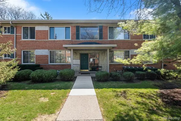 946 N Adams #2, Birmingham, MI 48009