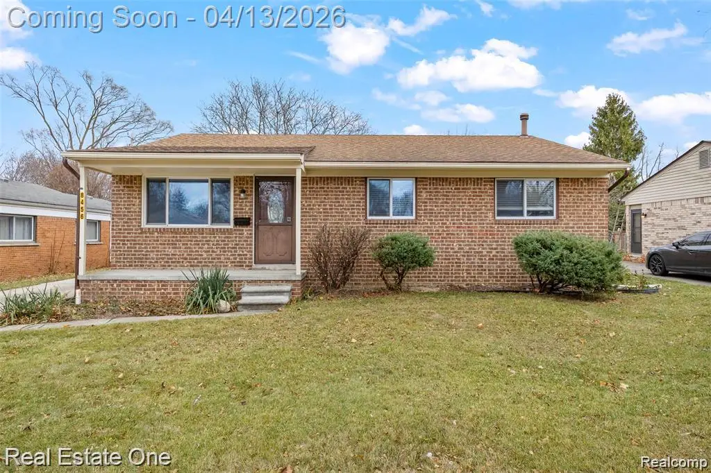 8456 Robindale, Dearborn Heights, MI 48127 - #1