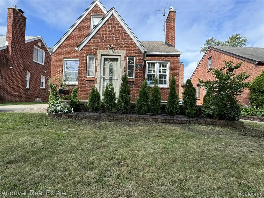 1321 N Vernon, Dearborn, MI 48128 - #1