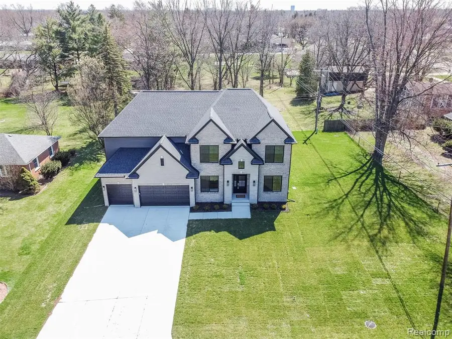 50 Lesdale, Troy, MI 48085 - #3