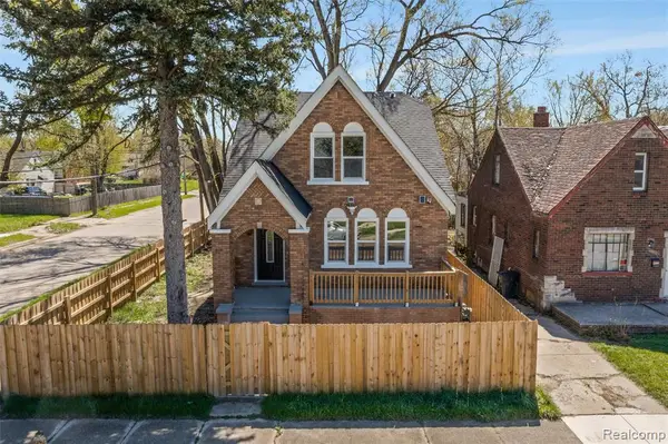 12352 Maiden, Detroit, MI 48213