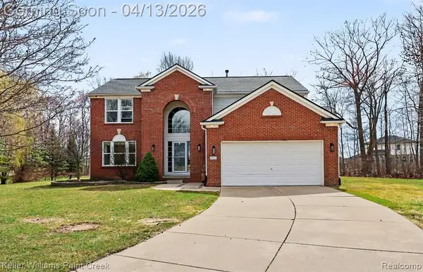 18124 Bayside, Macomb, MI 48042
