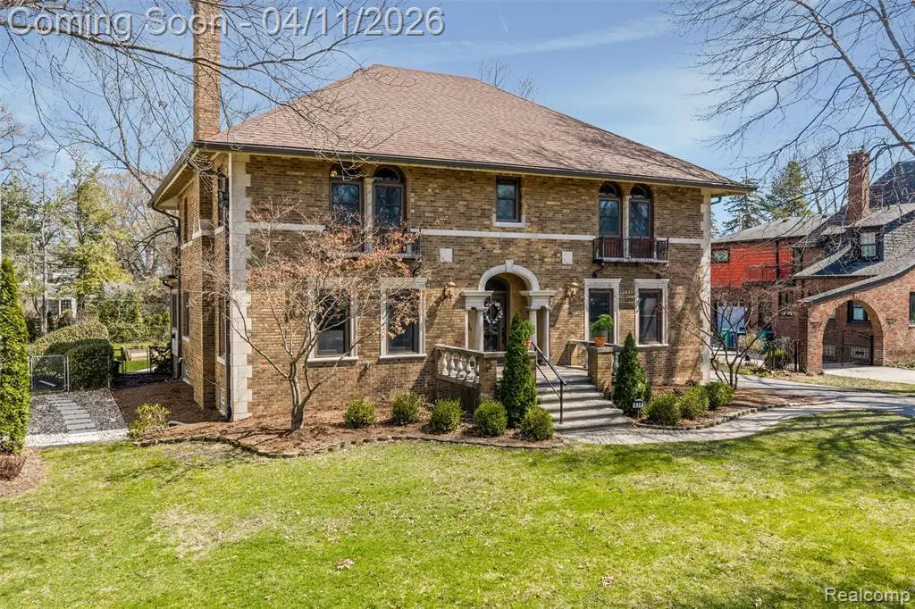 630 Lakepointe, Grosse Pointe, MI 48230 - #1