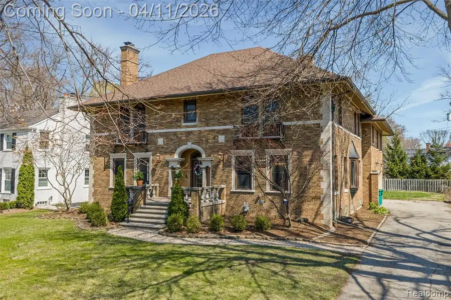 630 Lakepointe, Grosse Pointe, MI 48230 - #2