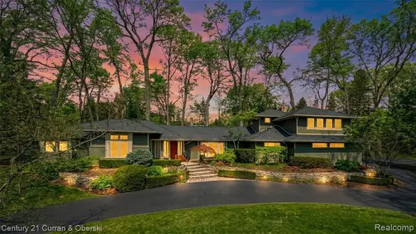 6130 Idlewyle, Bloomfield Hills, MI 48301