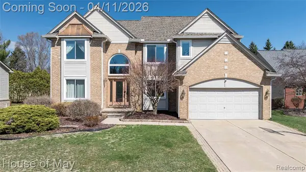 3044 Pheasant Run East, Wixom, MI 48393