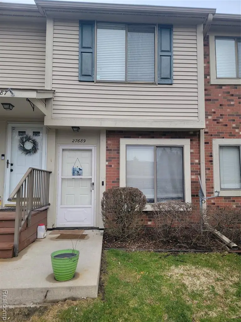 27689 Harrison Woods, Harrison Township, MI 48045 - #2