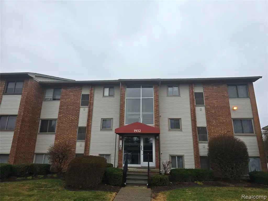 1932 Klingensmith #56 B, Bloomfield Hills, MI 48302 - #1