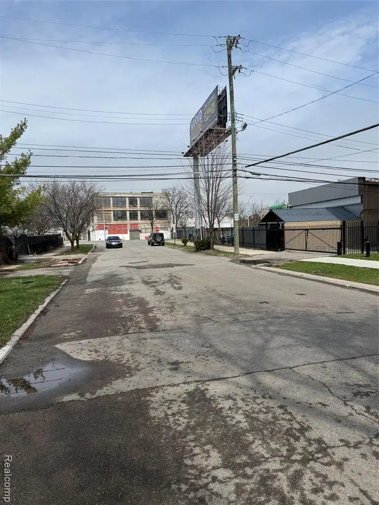 931 Ashland, Detroit, MI 48215 - #2