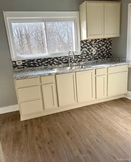 1601 Forest Hill, Flint, MI 48504 - #2