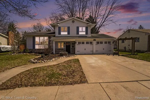 527 Spring, Flushing, MI 48433