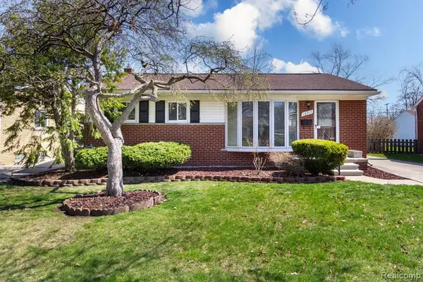 16717 Windermere, Southgate, MI 48195