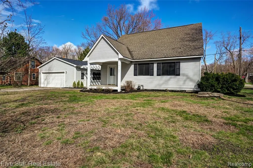 3165 Chenoa, Commerce Township, MI 48382 - #1