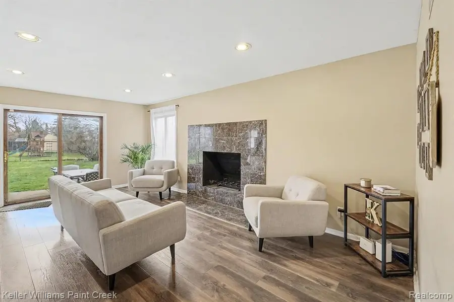 5446 Old Franklin, Grand Blanc, MI 48439 - #3