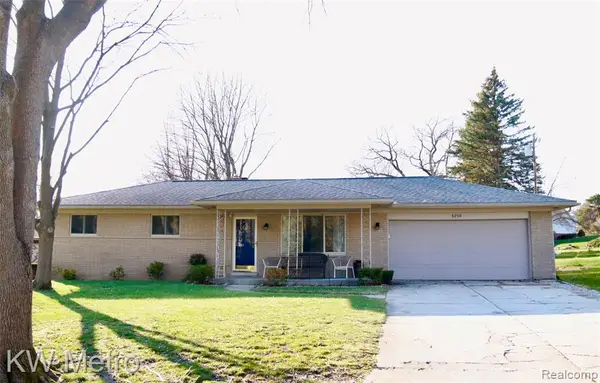 8250 Atha, White Lake, MI 48386
