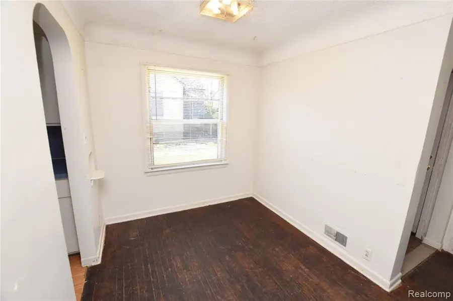 1801 Clement, Flint, MI 48504 - #3