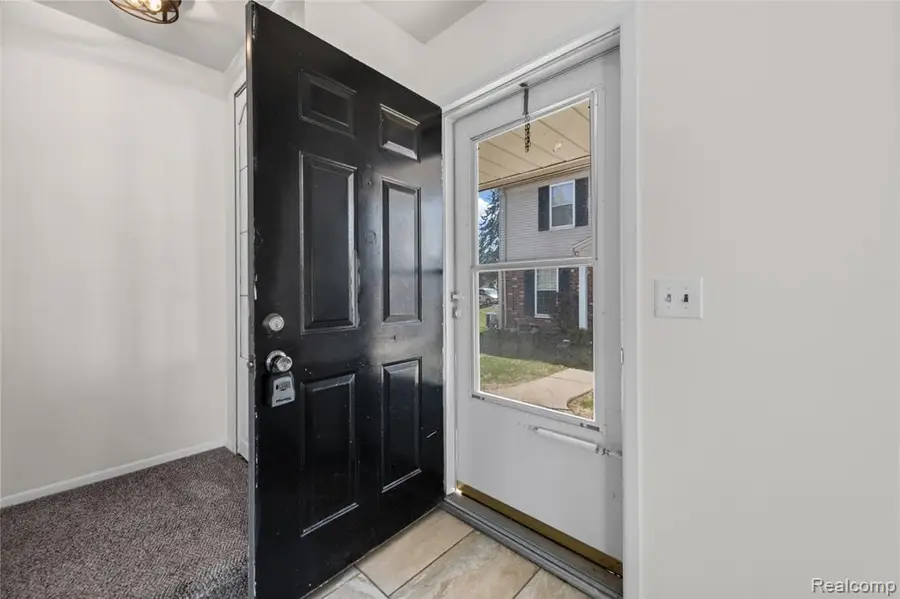 24054 Meadowbridge, Clinton Township, MI 48035 - #2