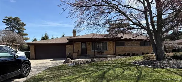 53162 Briar, Shelby Twp, MI 48316