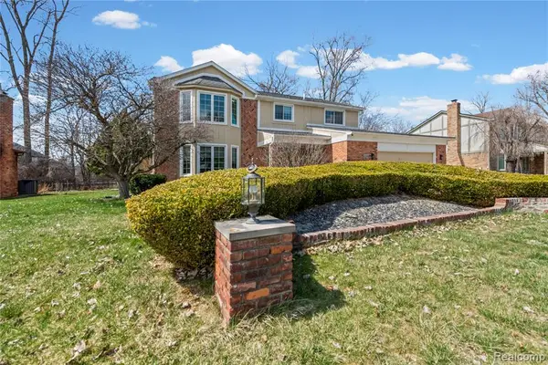 5325 Allison, Troy, MI 48085