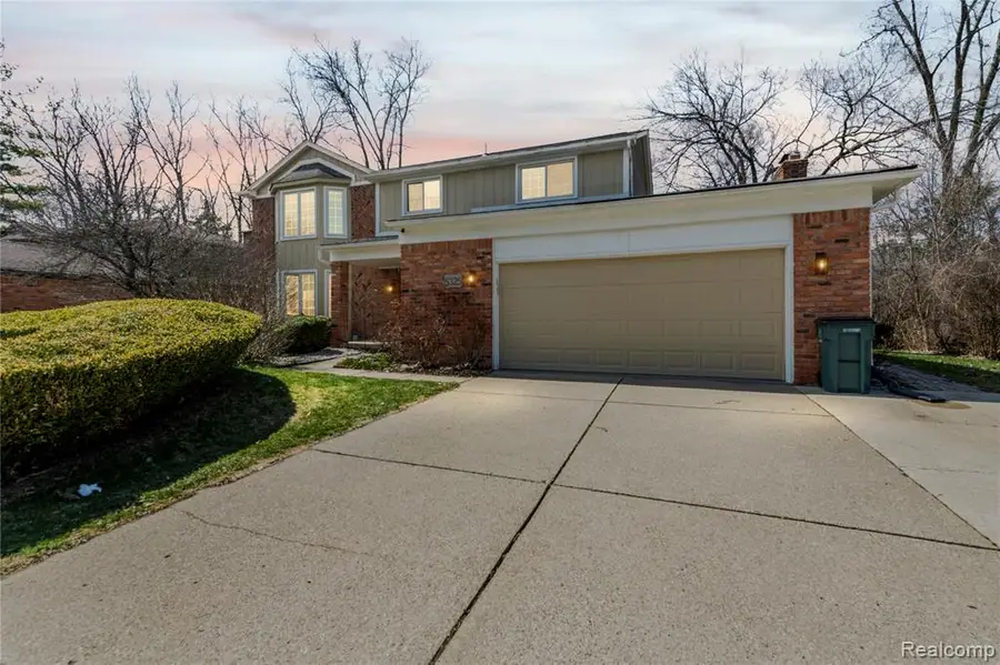 5325 Allison, Troy, MI 48085 - #3