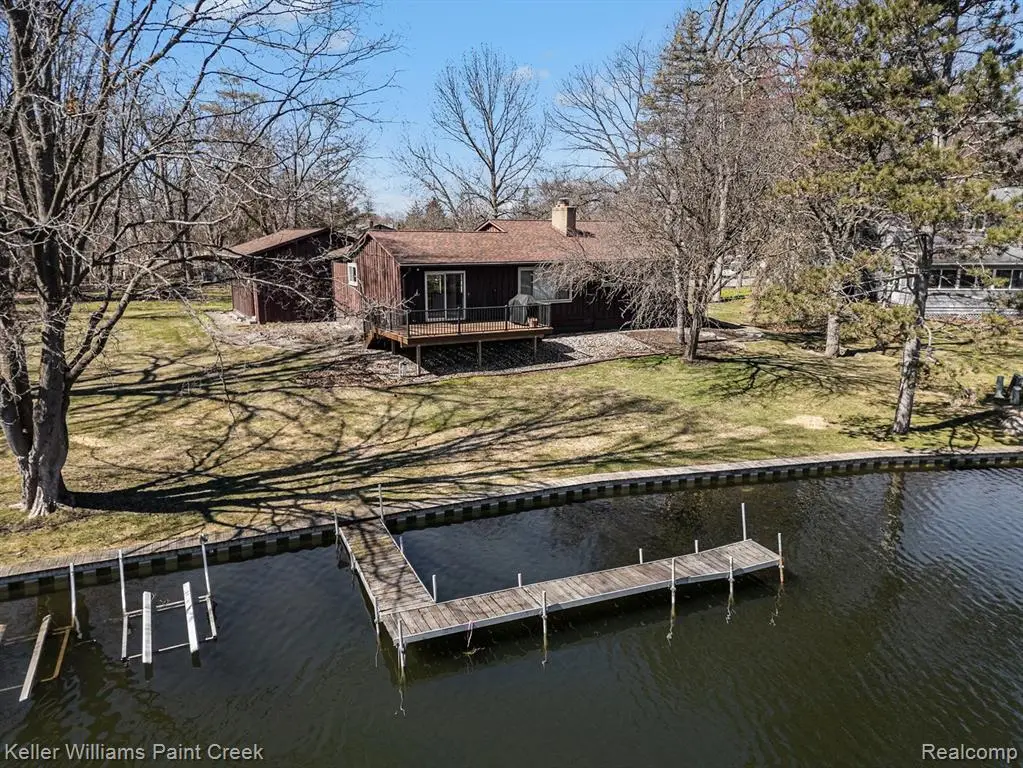 2911 Walmsley Circle, Lake Orion, MI 48360 - #1