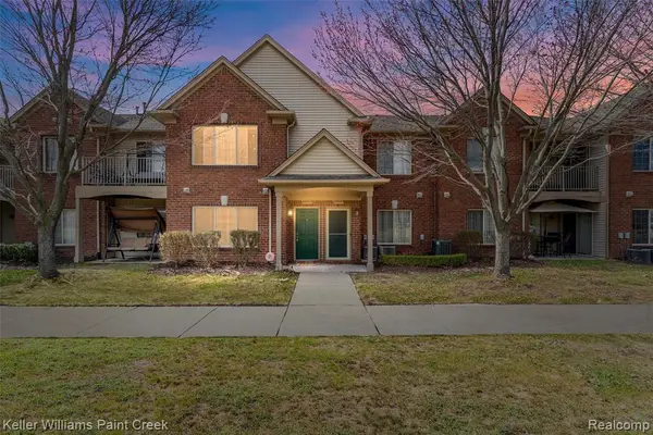 45542 Hidden View, Utica, MI 48315