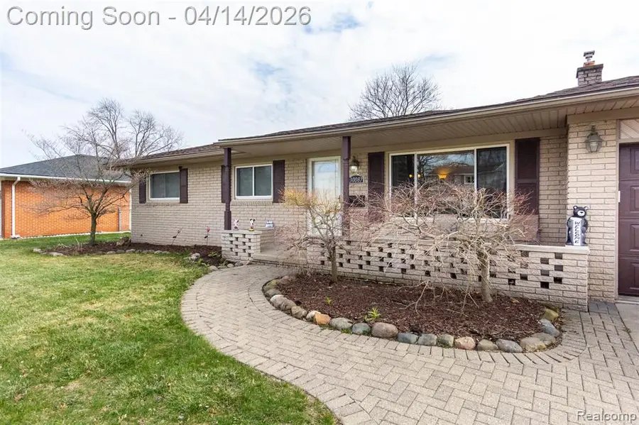 30087 Lyndon, Livonia, MI 48154 - #3