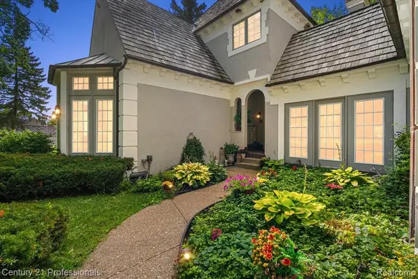 5423 Bristol Parke, Clarkston, MI 48348