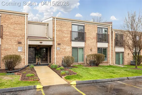 17953 University Park, Livonia, MI 48152