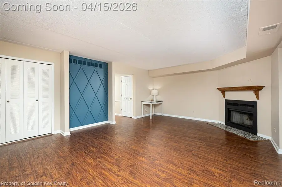 17953 University Park, Livonia, MI 48152 - #2