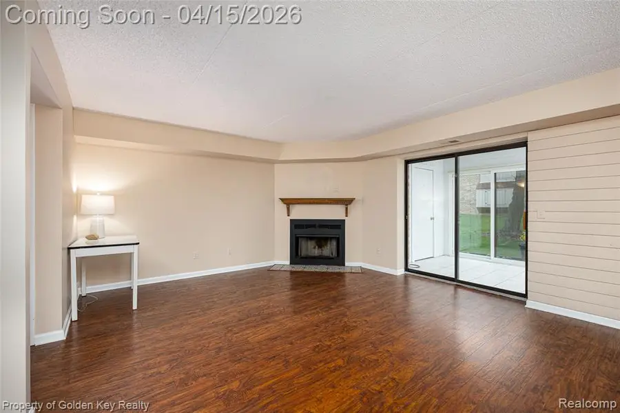 17953 University Park, Livonia, MI 48152 - #3