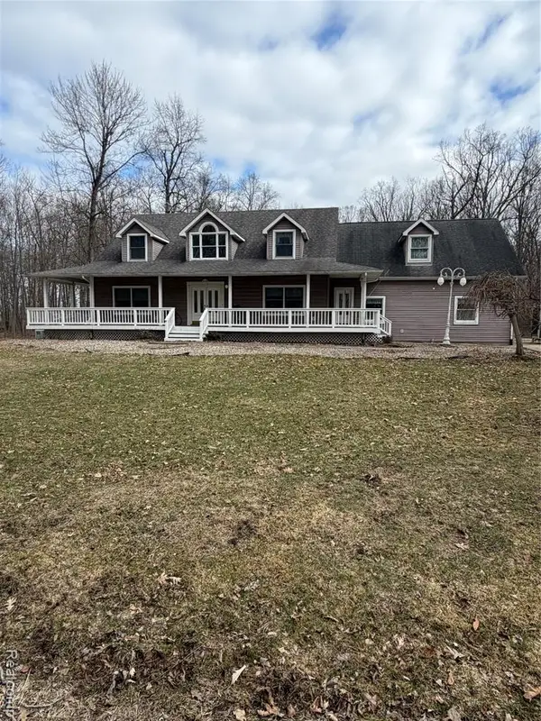 701 Harsen, Lapeer, MI 48446
