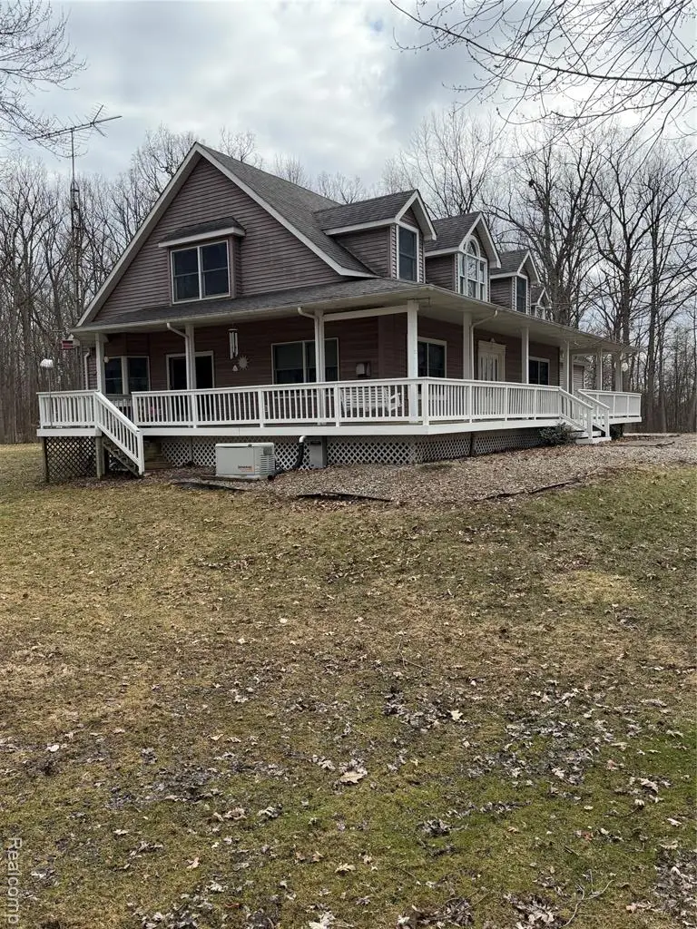 701 Harsen, Lapeer, MI 48446 - #2