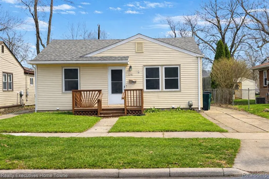 1381 E Chesterfield, Ferndale, MI 48220 - #1