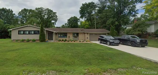 7070 Riverstone, West Bloomfield, MI 48322