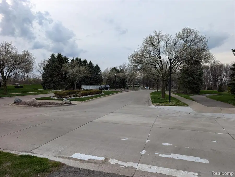 33445 Bay Hill, Romulus, MI 48174 - #3