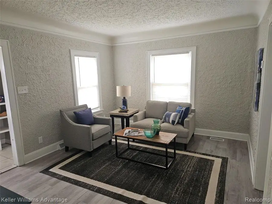 34812 Ash, Wayne, MI 48184 - #3