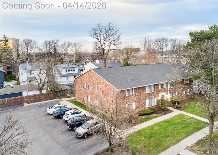 575 E Lincoln, Birmingham, MI 48009 - #2