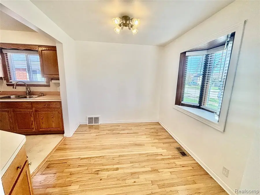 4212 Brouseville, Lincoln Park, MI 48146 - #3