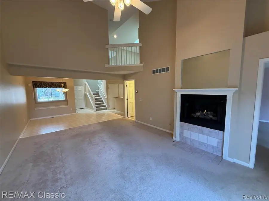 61016 Evergreen, South Lyon, MI 48178 - #2