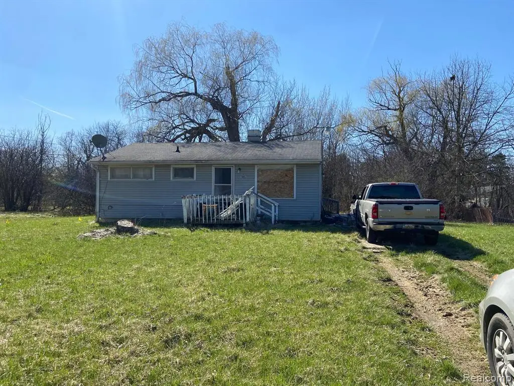 5401 Detroit, Flint, MI 48505 - #1