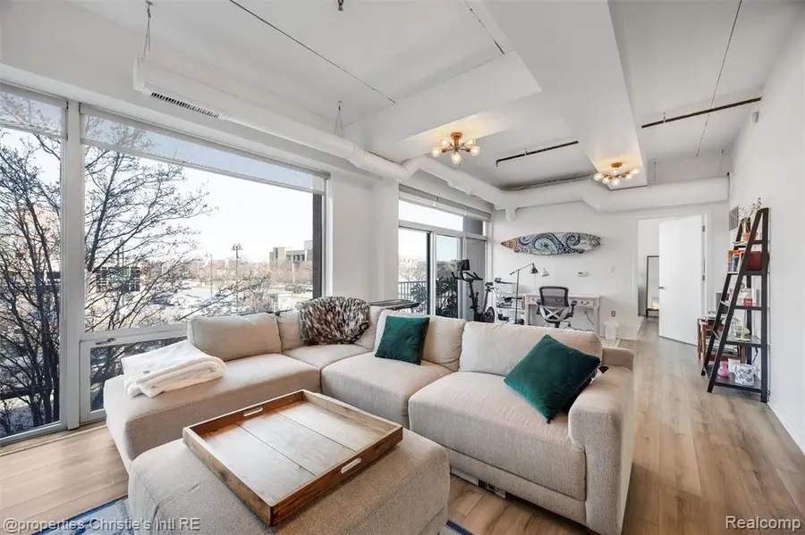 3670 Woodward #213, Detroit, MI 48201 - #3