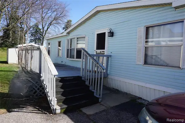2029 Shirewood, Shelby Twp, MI 48317