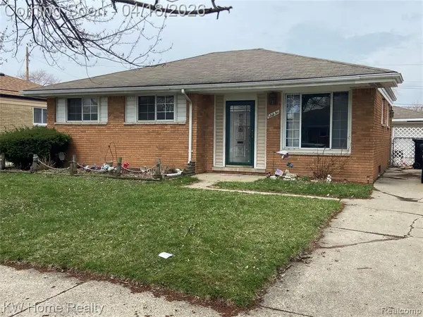 15251 Elderwood, Roseville, MI 48066