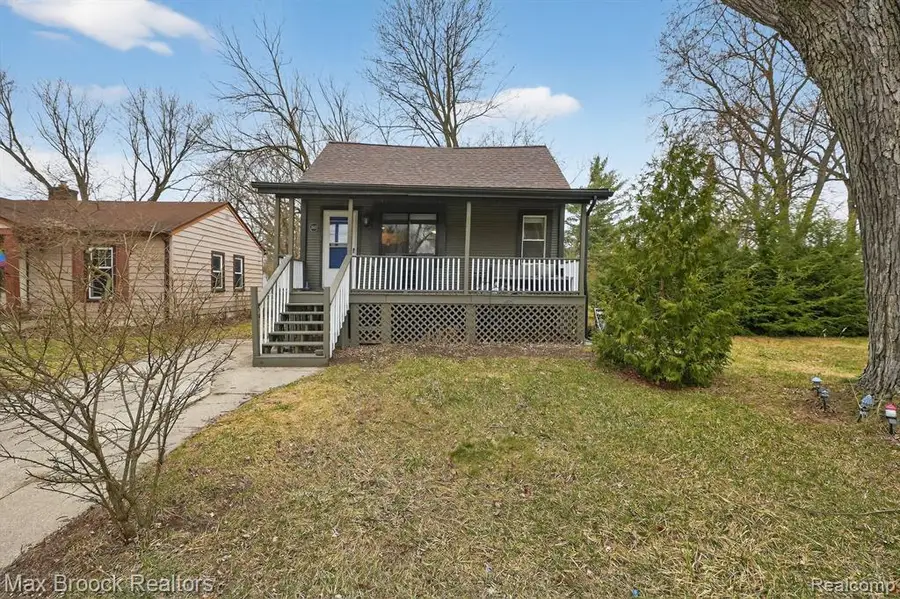 21631 Tulane, Farmington, MI 48336 - #3