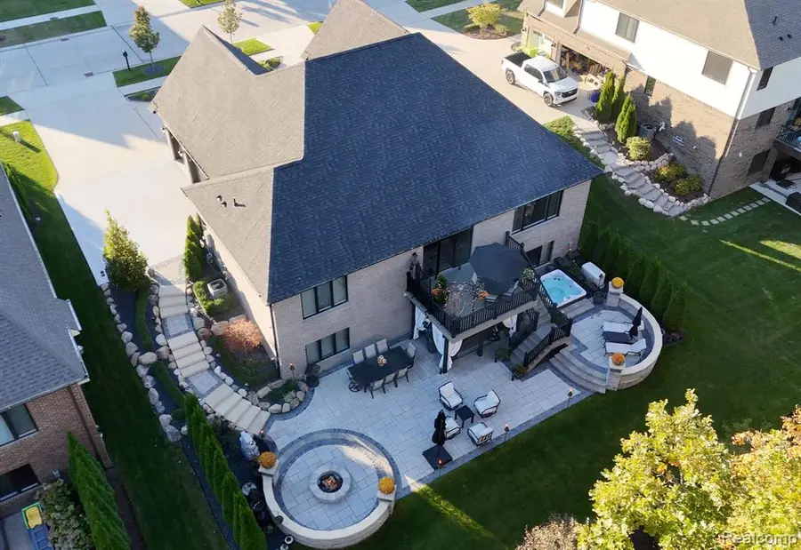 60778 Forest Creek, Washington, MI 48094 - #2